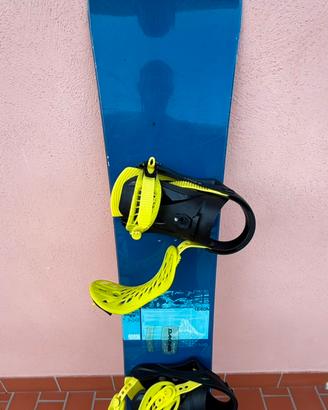Tavola snowboard dakine sims 164 cm e borsa nitro