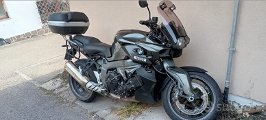 Bmw 1300cc 2010 full optional