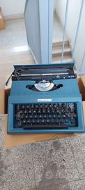 Macchina da scrivere Compact 81 vintage