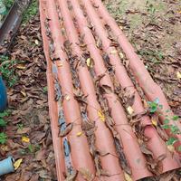 tettoia in alluminio colore arancione simil tegole