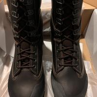 Anfibi tipo militare