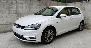 Volkswagen Golf 5p 1.4 tgi Highline 110cv dsg