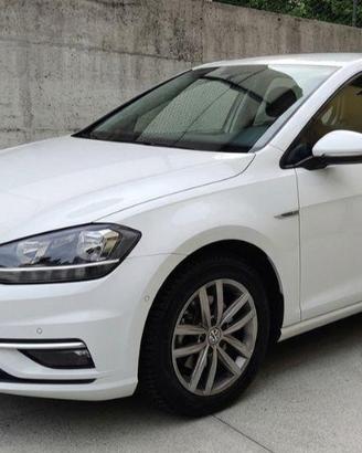 Volkswagen Golf 5p 1.4 tgi Highline 110cv dsg