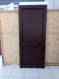 Persiane in alluminio lamelle orientabili o fisse