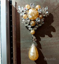 Christian Dior Bijoux spilla iconica 1961 UNICA