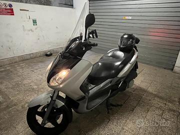 Yamaha X-Max 250 Anno 2008