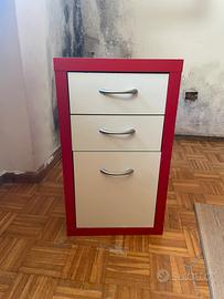 Cassettiera bicolore con tre cassetti