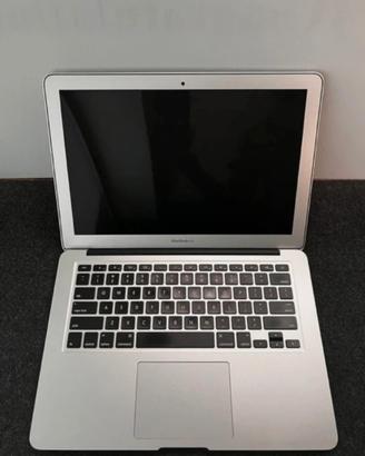 Macbook Air 13" 2017 128GB 8GB RAM I5