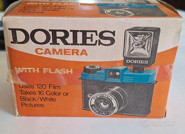 Macchina fotografica vintage  DORIES 120