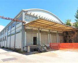 Capannone industriale da riqualificare
