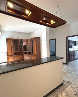Appartamento di 80 m² con 4 locali a Albenga