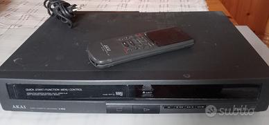 Videoregistratore VHS AkAI.