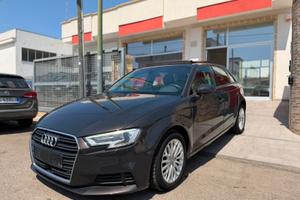 Audi A3 SPB 1.6 TDI 116 CV S tronic-2017 TETTO/LED