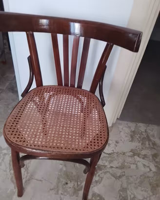 sei sedie in blocco