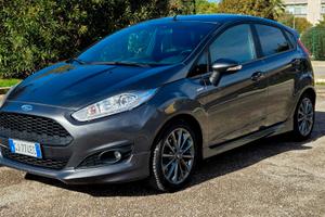Ford Fiesta 1.5 TDCi 5 porte ST-Line