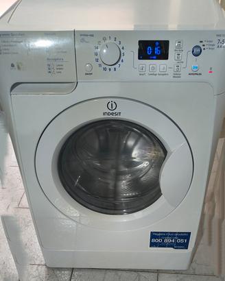lavasciuga Indesit 7/5 kg inverter come NUOVO 