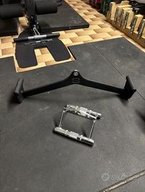 2 impugnature lat machine