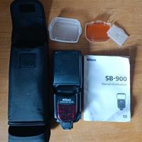 Nikon SB 900