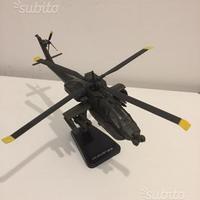 Elicottero Apache AH-64
