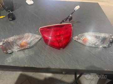 Stop  posteriore e frecce gsxr