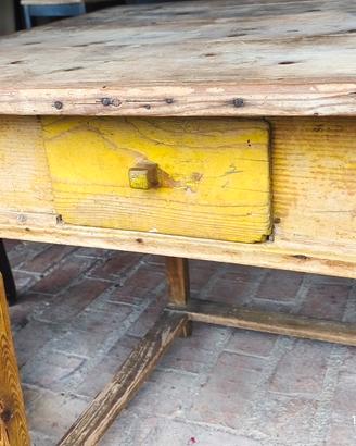 tavolo rustico antico in legno