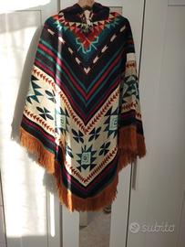 poncho america latina Perù lana e alpaca