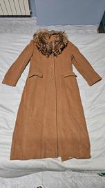 Cappotto donna color cammello con pelliccia