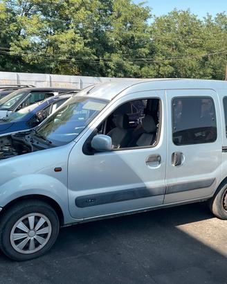 RENAULT KANGOO PER RICAMBI