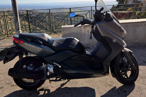 Yamaha Xmax