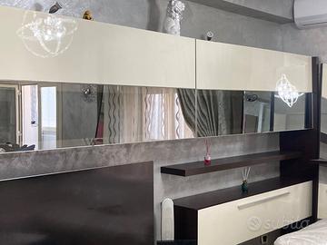 Vero è grande parete attrezzata