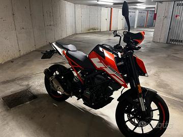KTM Duke 125 ABS
