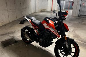 KTM Duke 125 ABS