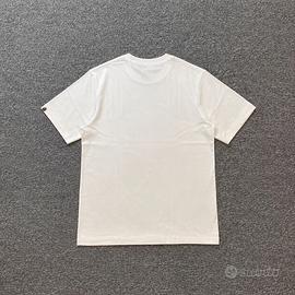 T-shirt bianca a maniche corte con stampa frontale