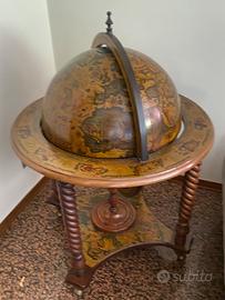 Mappamondo cantinetta