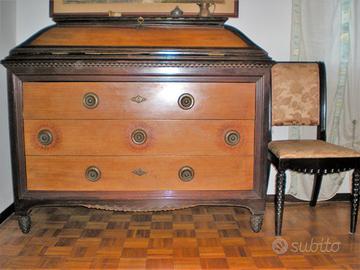 Cassettono con ribalta e scoparti segreti