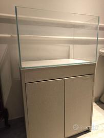 Acquario 73,5 litri e mobiletto