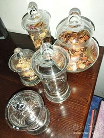 vasi in vetro con coperchio