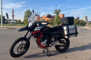 SWM SUPERDUAL 600 T