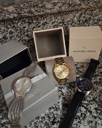 Confezionato DI 3 Orologi