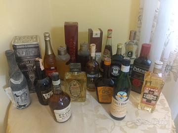 Bottiglie whisky brandy vino...