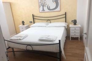 Soluzione piano terra con giardino casal velino