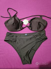 costume 