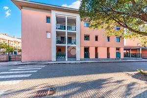 2 LOCALI A LAINATE
