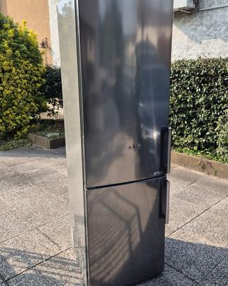 Frigorifero con freezer LG