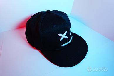 Cappello con visiera - X)