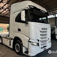 Iveco S-way 510 Cerchi in lega e carenato 2020 E6