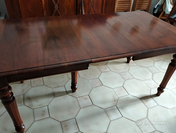 Tavolo e sei Sedie Artigianali