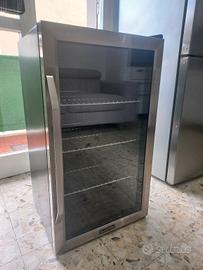 Frigorifero per vino come nuovo