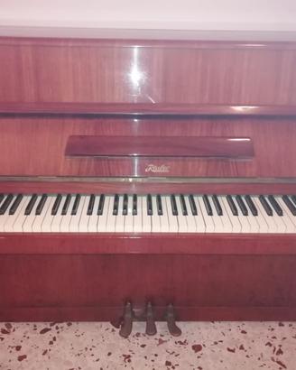 Pianoforte verticale marca Rosler