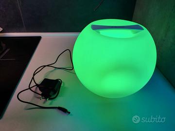 Speaker bluetooth e lampada cambia colore NUOVA 